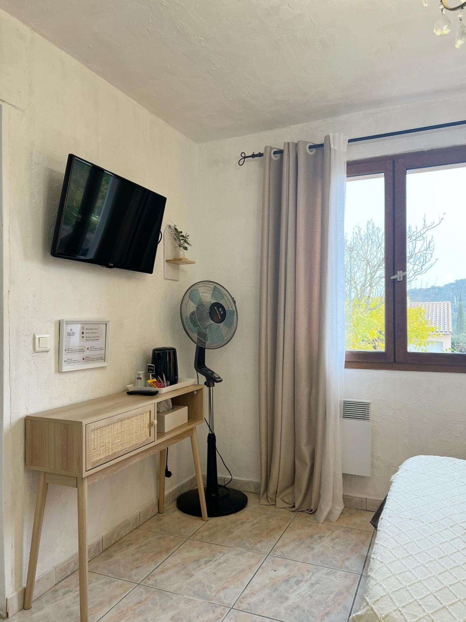 Bed & Breakfast Le Beausejour カルカソンヌ エクステリア 写真
